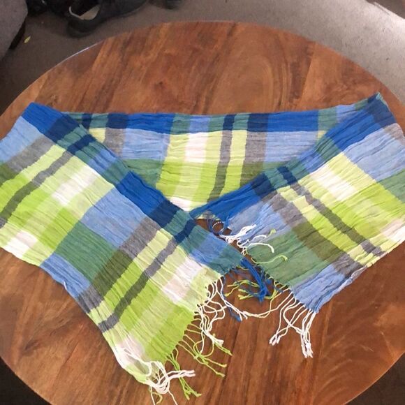 3 blue tone scarves - Picture 4 of 4